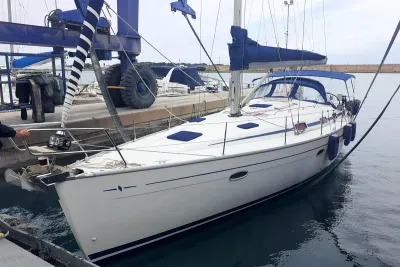 2005 Bavaria Cruiser 42