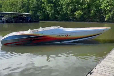 2005 Donzi 35 ZR