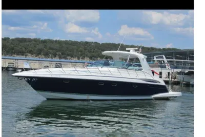 2005 Formula 48 Yacht