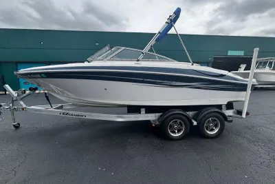 2005 Four Winns 210 Horizon