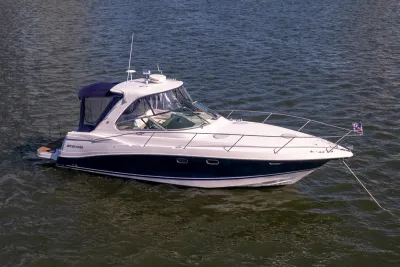2005 Four Winns 378 Vista