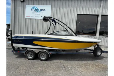 2005 Malibu Sunsetter LXi