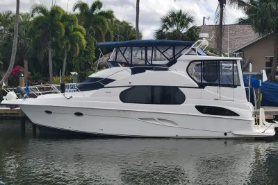 2005 Silverton 43 Motor Yacht