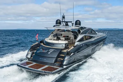 2005 Sunseeker Predator 68