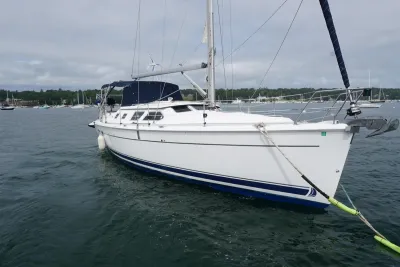 2006 Hunter 41 Deck Salon