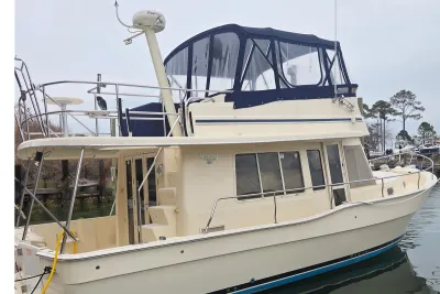 2006 Mainship 40 Trawler