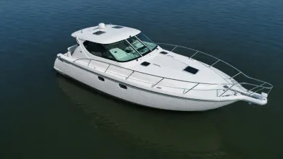 2006 Tiara Yachts 4300 Sovran