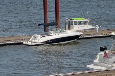 2007 Rinker 230 Captiva Atlantic