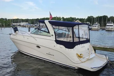 2007 Rinker 320 Express Cruiser