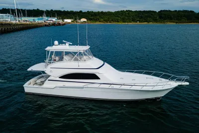 2008 Bertram 570