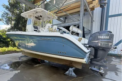 2008 Century 2901 Center Console