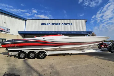 2008 Donzi 38 ZR