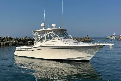 2008 Grady-White Express 330