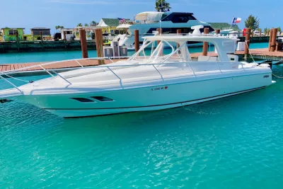 2008 Intrepid 390 Sport Yacht