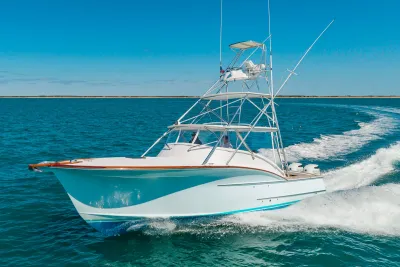 2009 Custom Carolina 36 Express