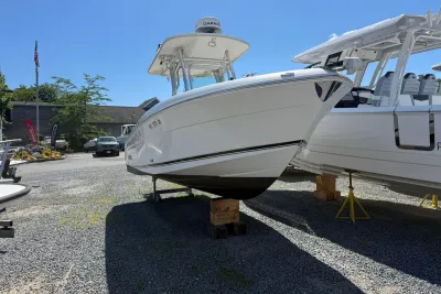 2009 Robalo R240 Center Console