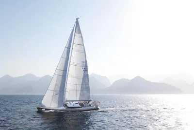 2010 Alia Yachts Custom