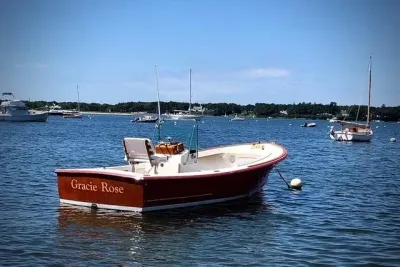 2010 Grey Barn Boatworks North Shore 22