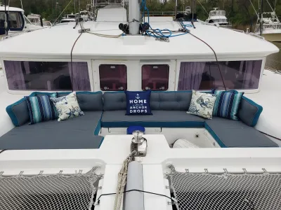 2011 Lagoon 450