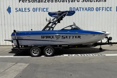 2011 Malibu Wakesetter 23 LSV