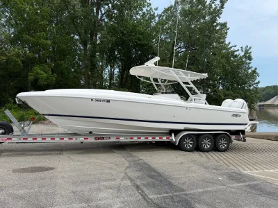 2012 Intrepid 327 Cuddy