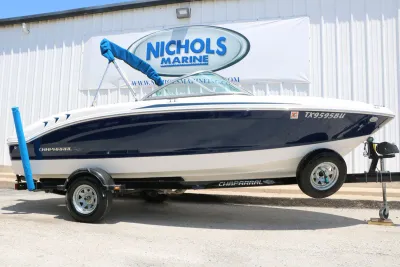 2013 Chaparral 19 H20