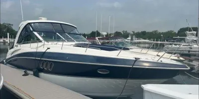 2013 Cruisers Yachts 380 Express