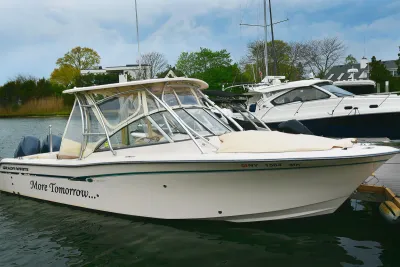 2013 Grady-White Freedom 275