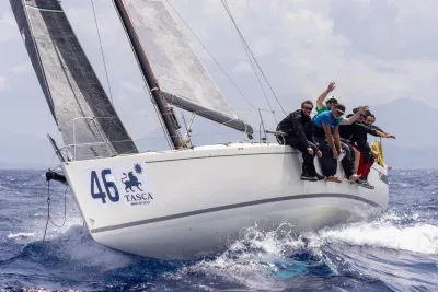 2013 J Boats J/111
