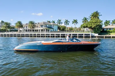 2013 Riva 33' Aquariva Super