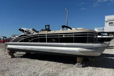 2014 Bennington 2575 RCW