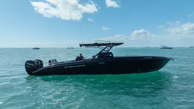 2014 Midnight Express 37 Open