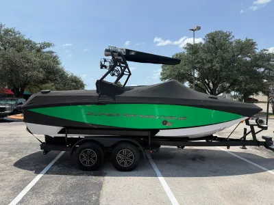 2014 Nautique Super Air Nautique G21