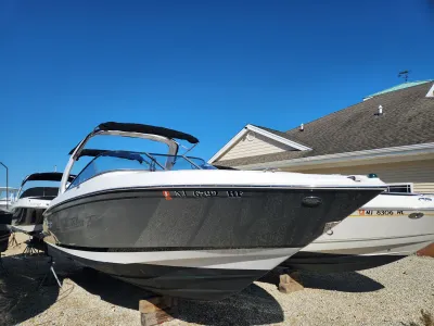 2014 Regal 2700 ES Bowrider