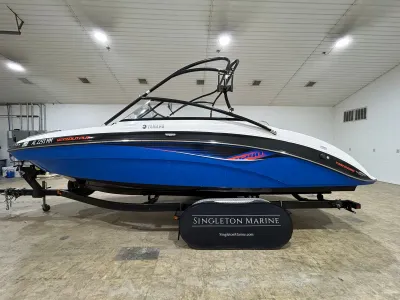 2014 Yamaha Boats AR240