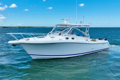 2015 Edgewater 335 Express
