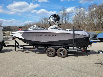 2015 Nautique Super Air Nautique G23