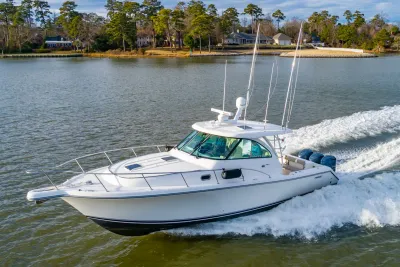 2015 Pursuit OS 385 Offshore