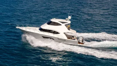2015 Riviera 53 Enclosed Flybridge