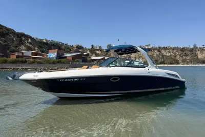 2015 Sea Ray 300 SLX