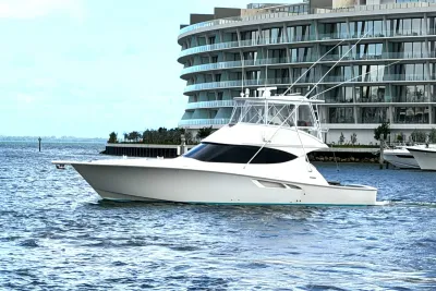 2015 Tiara Yachts 48 Convertible