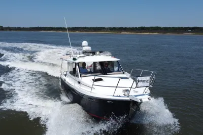 2016 Cutwater C-28 LE