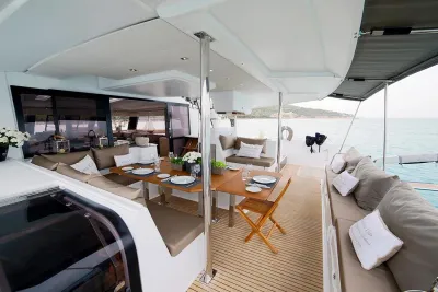 2016 Fountaine Pajot SABA 50