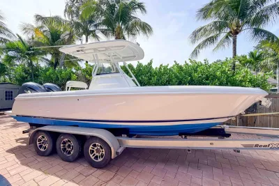 2016 Intrepid 245 Center Console