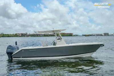 2016 Pursuit C 260 Center Console