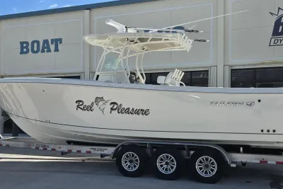2016 Sailfish 320 CC