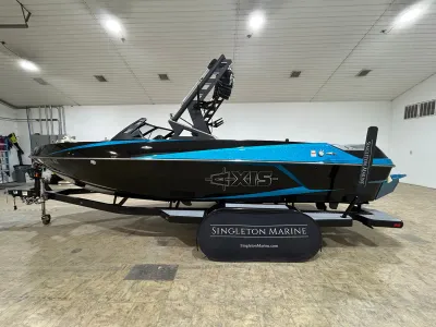 2017 Axis T22