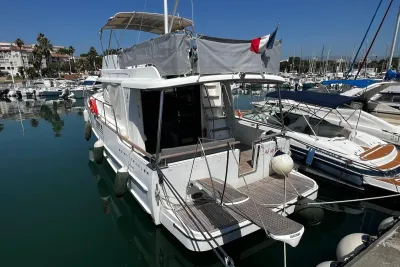 2017 Beneteau Swift Trawler 44