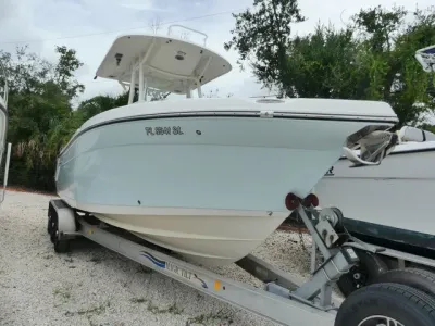 2017 Century 2600 Center Console