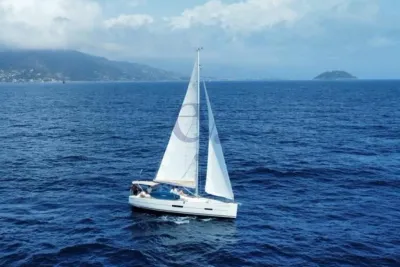 2017 Dufour 382 Grand Large